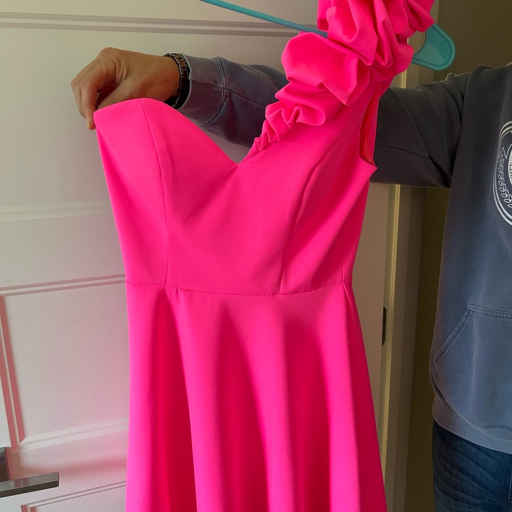ASHLEY LAUREN! pink Ashley Lauren dress!